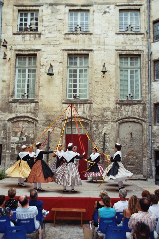 Spectacle de danse, les treilles, les cordelles